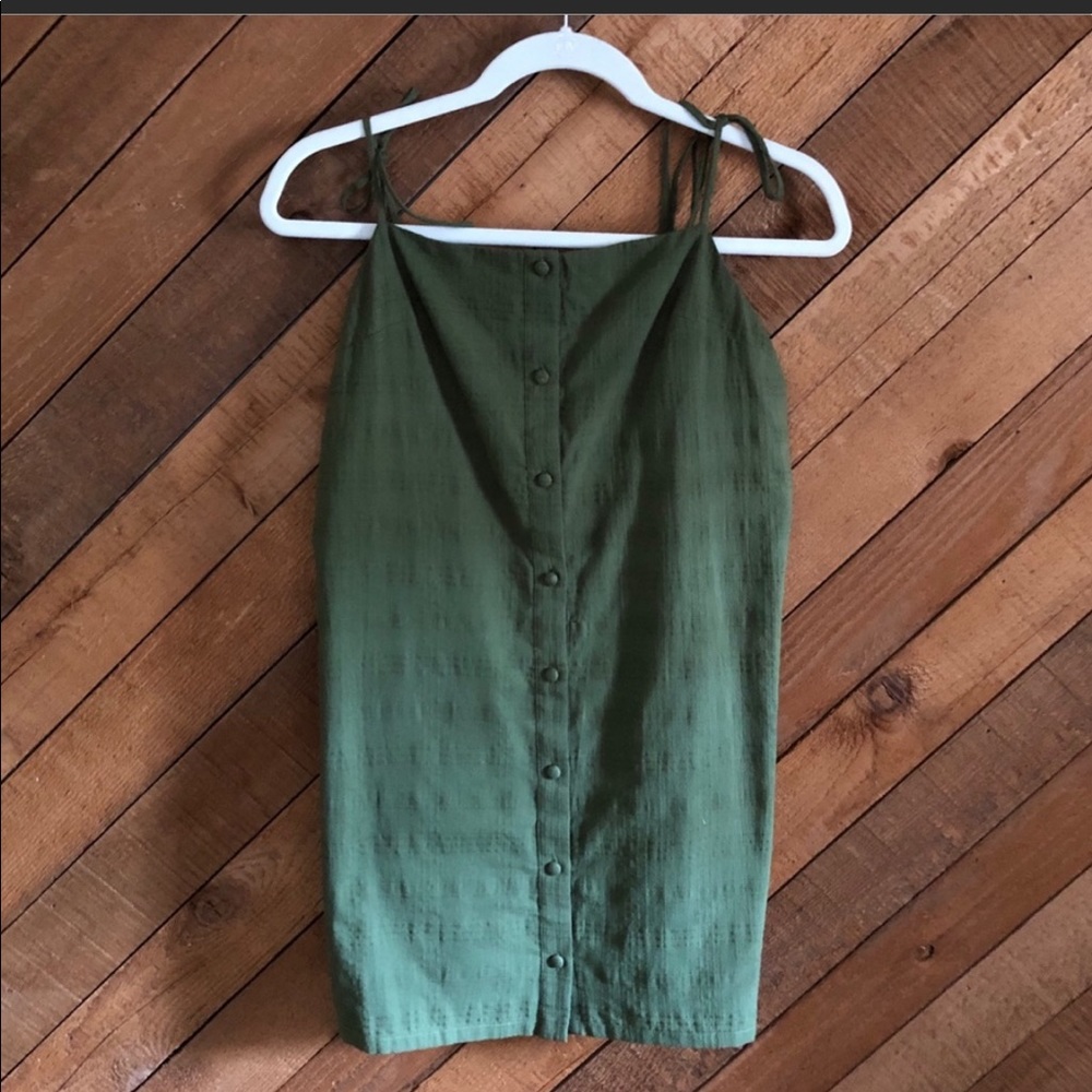 Moss green linen tank.